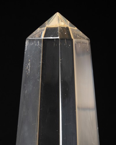 Antiquités - Maison Jansen - Pair of Lucite obelisk lamps