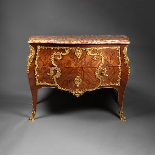 XVIIIe siècle - Pierre Roussel - Commode d'époque Louis XV en marqueterie de bois de bout