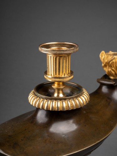 A pair of Regency oil lamp form candlesticks - Gilded and patinated bronze - Lighting Style Empire