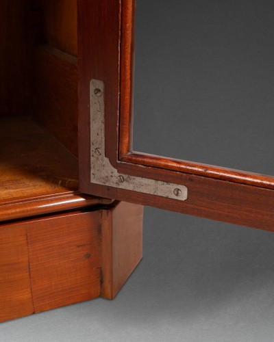 18th century - A Louis XVI mahogany bookcase signed Claude Charles Saunier