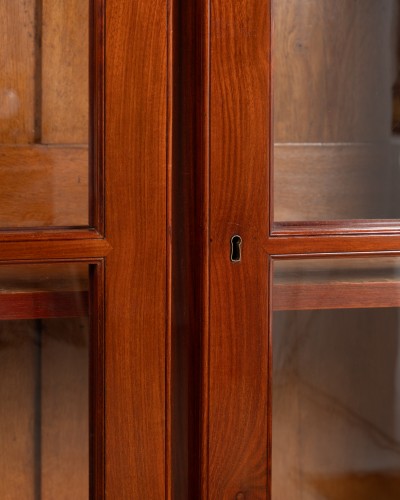 Antiquités - A Louis XVI mahogany bookcase signed Claude Charles Saunier