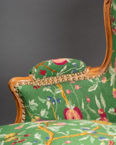 Sièges Fauteuil & Bergère - Bergère en cabriolet d'époque Louis XV estampillée Barthélemy-Jean Pinson 