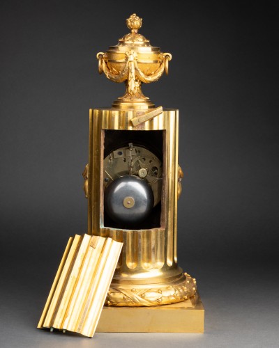Antiquités - A late Louis XV ormolu columnar clock by Osmond by 1770