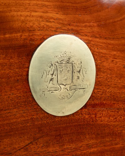 A Louis XVI mahogany travel chest with the arms of the marquises de Sigy - Furniture Style Louis XVI