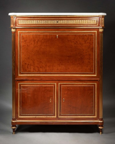 Furniture  - A large Louis XVI secretaire à abattant signed E.Avril