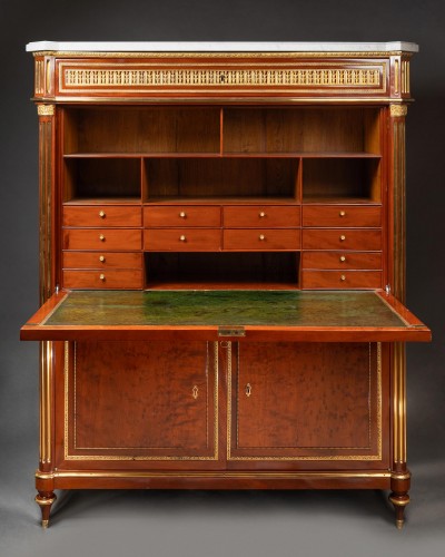 A large Louis XVI secretaire à abattant signed E.Avril - 