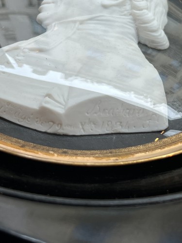 Biscuit en porcelaine au profil de Charles Montault Desilles évêque d'Angers - 