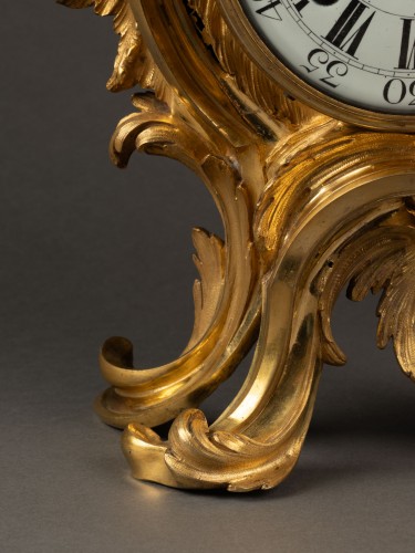 A Louis XV gilt-bronze mantel clock by Gudin l'aîné - 