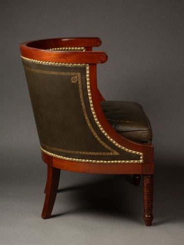 Fauteuil de bureau en acajou d'époque Restauration - Galerie Philippe Guegan