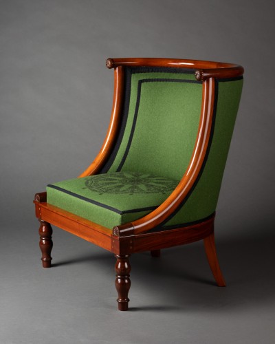 Antiquités - A pair of French Consulate period mahogany bergères