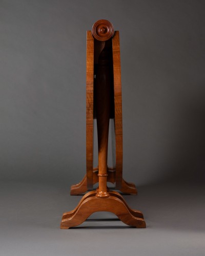 Antiquités - An early 19th century Biedermeier cherrywood Gateleg Table by 1820