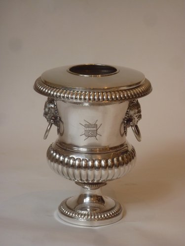 19th century - A pair of silver-plate urn-form wine coolers circa 1830