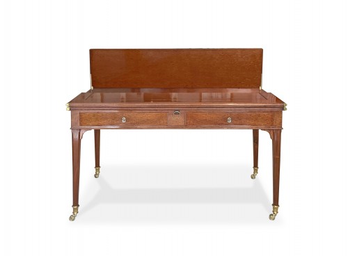 Louis XVI - A Louis XVI mahogany transforming desk attributed to Canabas