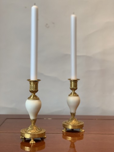 18th century - A pair of Louis XVI ormolu mounted Carrara marble candlesticks