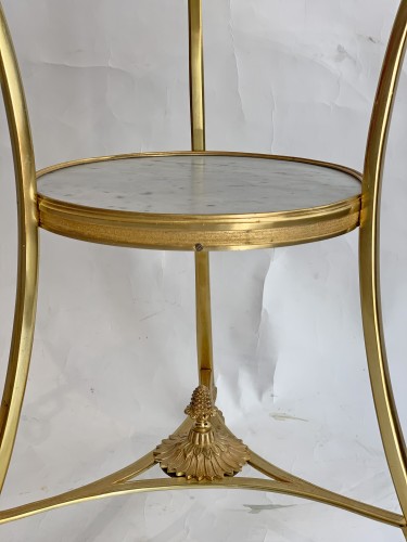 Mobilier Table & Guéridon - Guéridon néoclassique en bronze doré à deux plateaux de marbre blanc
