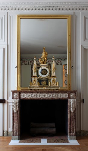 A large Louis XVI ormolu mounted white marble portico clock - Horology Style Louis XVI