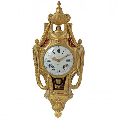 Le Roy - Foullet - Cartel à guirlandes et vase goût grec en bronze doré vers 1770