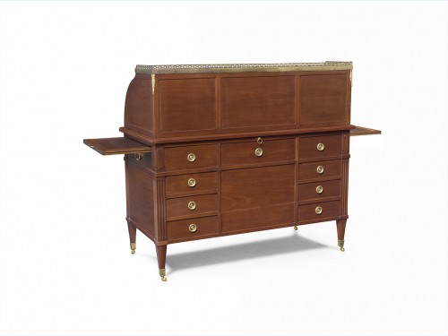 Louis XVI - A Louis XVI all sided gilt-bronze mahogany bureau à cylindre signed F.BURY