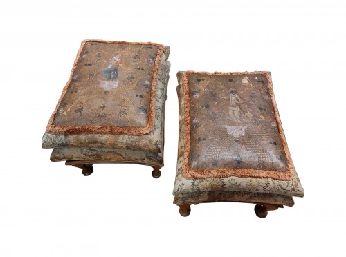 Pair of stools with &quot;à châssis&quot;, Italy, Venise 18th century