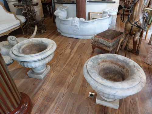 Pair of marble basins, Italy 19th century - Architectural & Garden Style 