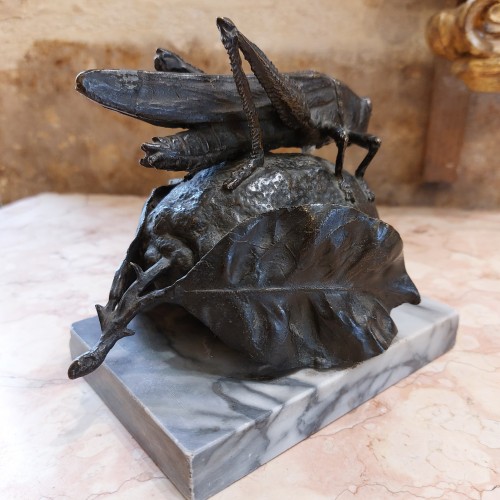 Cricket on a lemon, Italian bronze of the 19 th century - Decorative Objects Style 