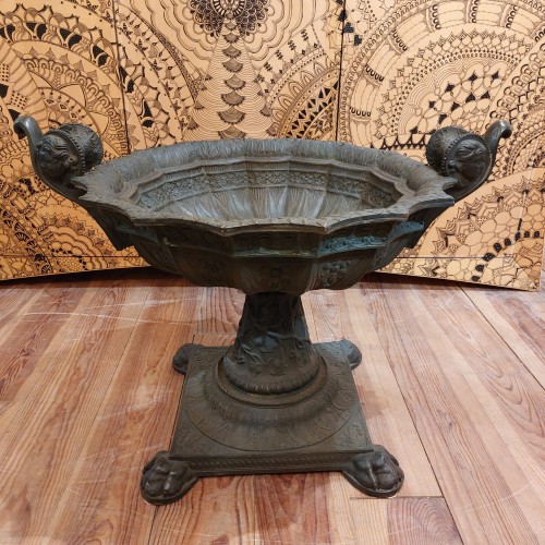 Vasque en bronze d'Antonio Pandiani, Italie19e siècle - Galerie PLA