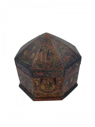 XIXe siècle - Coffret Qajar en papier mâché 19e siècle