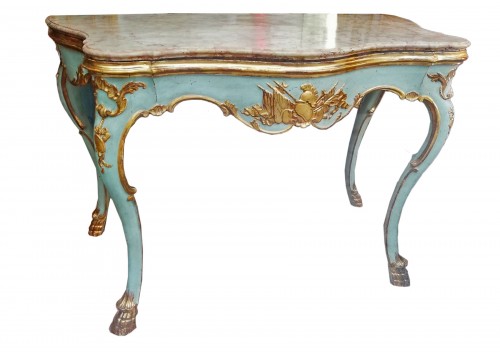 Lacquered console, Italy 18th century