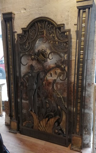 Matériaux & Architecture  - Porte en fer forgé et laiton, 1935