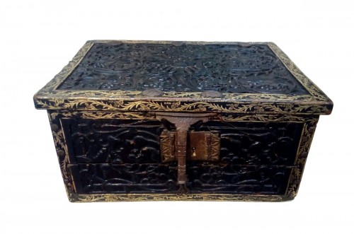 Coffret écritoire en laque de Pégou, Indo-Birman 16e siècle