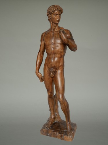 David From Florence, carved walnut wood circa 1900 - Sculpture Style Art nouveau