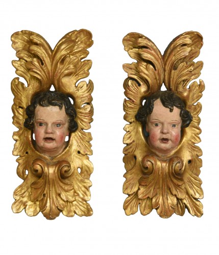 Paire de têtes d'anges rocailles vers 1680- 1700