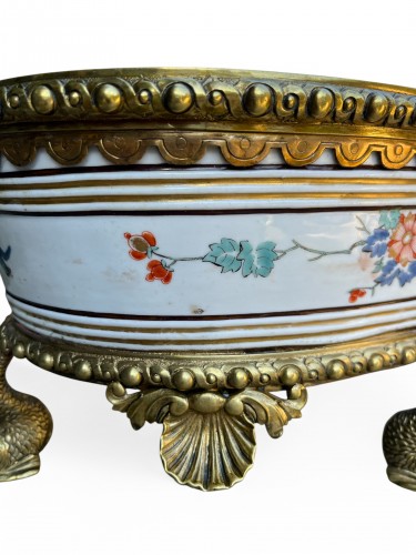 XIXe siècle - Paire de jardinières en porcelaine