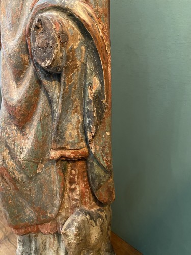 A 15th century Painted wood figure of saint - Middle age