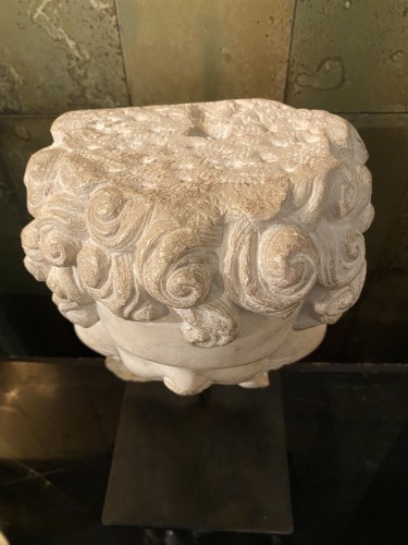 Tête de chérubin en marbre blanc - Sculpture Style Louis XIII