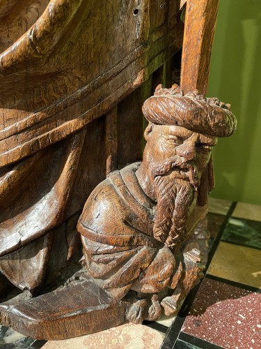 Antiquités - Sainte Catherine et Sainte Barbe en chêne du XVe siècle