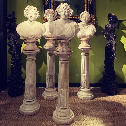 Suite de quatre bustes en terre cuite vernissée fin 19e - Céramiques, Porcelaines Style Napoléon III