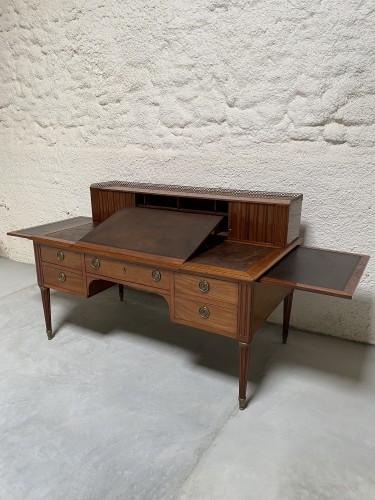 Bureau à gradin en acajou vers 1780 - Mobilier Style Louis XVI