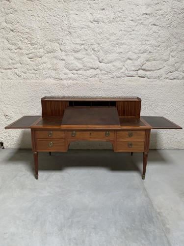 Furniture  - French Mahogany Bureau à gradin circa 1780