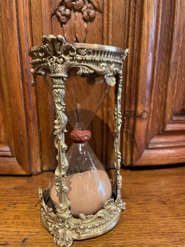 Collectibles  - Napoleon III glass and brass hourglass