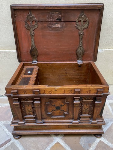 German chest, 17th century  - 