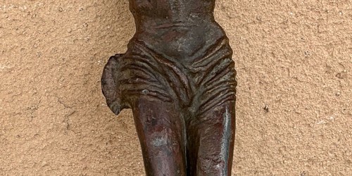 Un christ en plomb sur âme de bois 15ème - Galerie Saint Martin