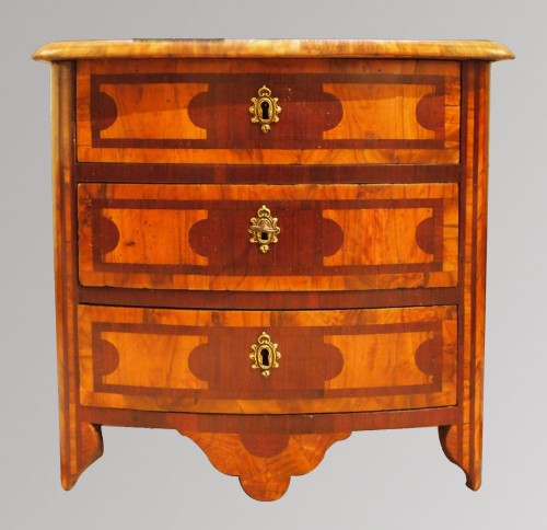 Chest of drawers for children Louis XIV century  - Furniture Style 