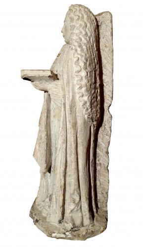 Sculpture  - Sainte Barbe in stone 16 th century 