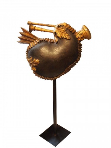 Bagpipe sign, gold lacquered sheet metal, 18th century