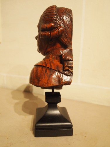 18th century wooden bust of a man - 