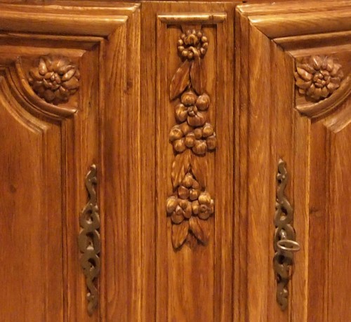 18th century - Oak Cupboard in two parts 18th century 