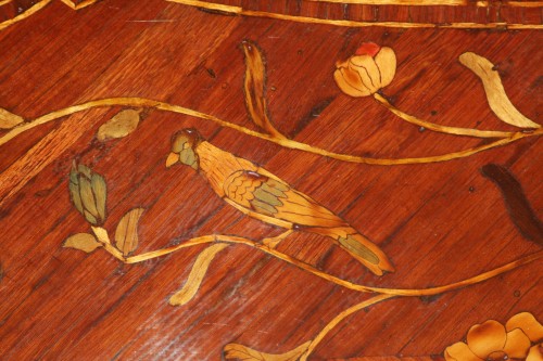 Scriban in floral marquetry, attributed to Nicolas Couleru - Louis XV