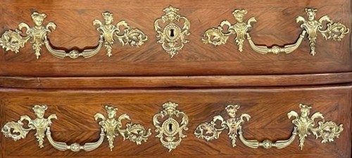 Small Louis XIV chest of drawers - 