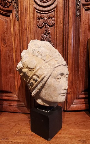 A Bishop stone head,14th century - 